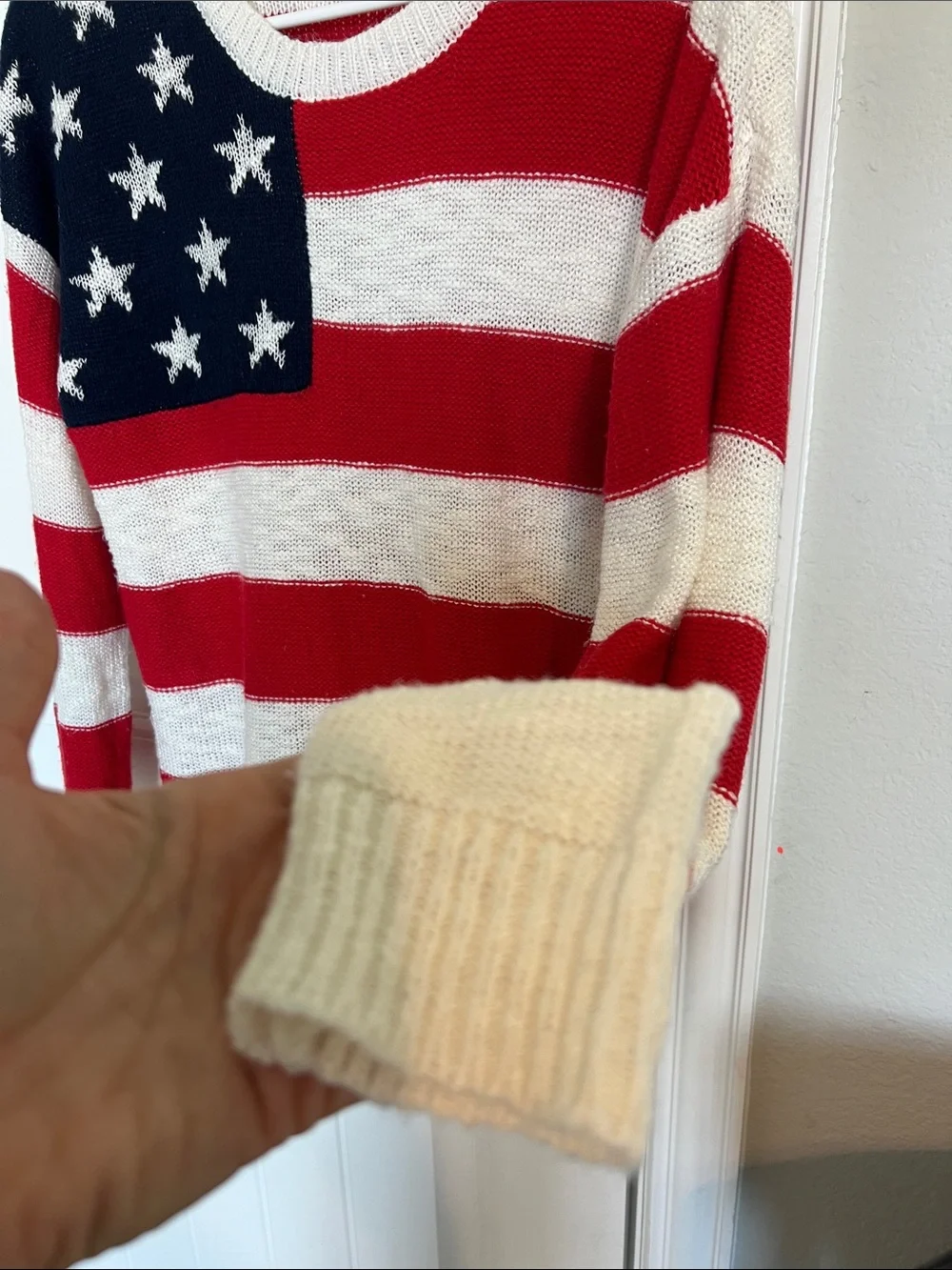 Merled USA Flag Knit Sweater - Red, White & Navy- super soft sz Small - Picture 5 of 9